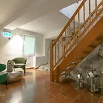 Apt. Stone-lodge *