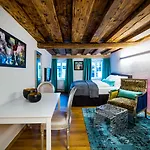 Apt. Stone-lodge *